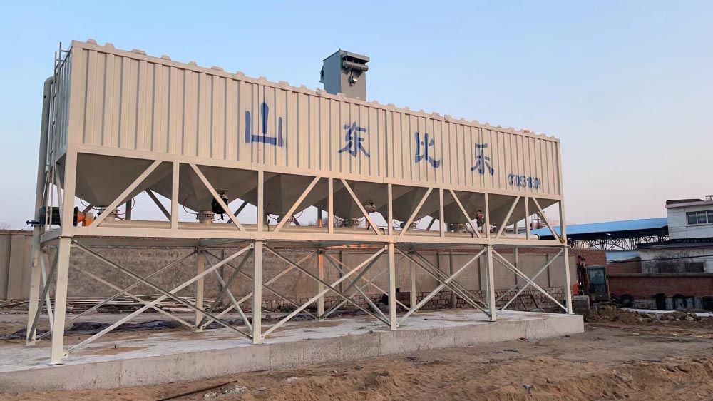 山東黃金集團(tuán)三山島金礦從我公司訂購(gòu)的100噸臥式水泥倉(cāng)到貨并安裝調(diào)試完成